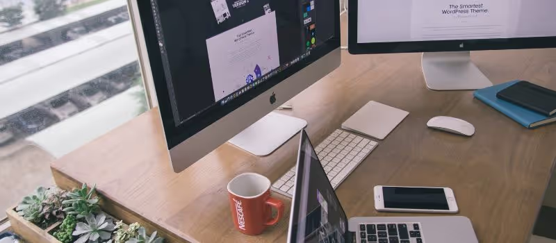 desk-detox-5-life-changing-reasons-to-clear-the-clutter-and-transform-your-workspace