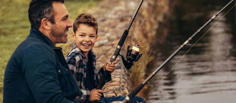 reel-in-the-fun-5-simple-tips-for-a-successful-fishing-day-with-your-kids